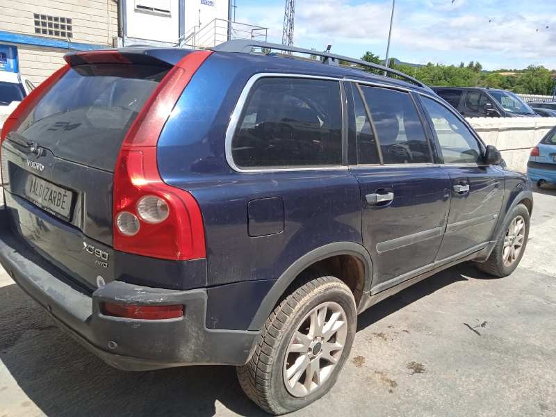 volvo xc90 del año 2004