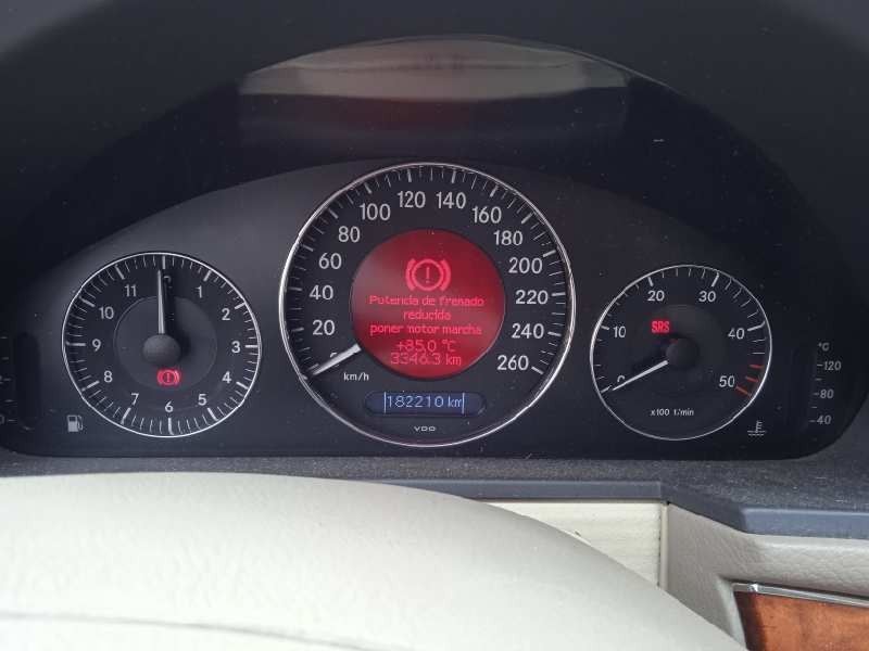 mercedes-benz clase e (w211) berlina del año 2005