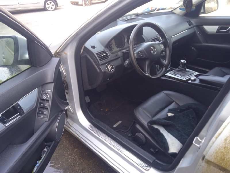 mercedes-benz clase c (w204) familiar del año 2008