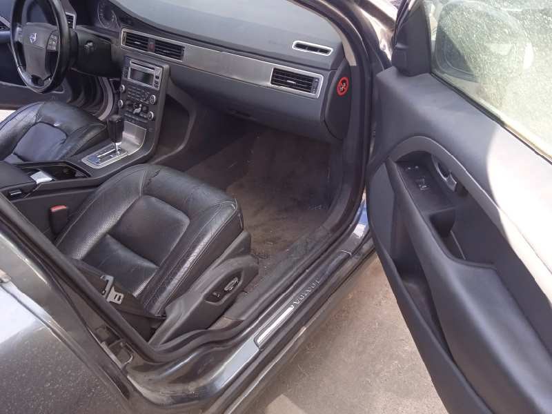 volvo s80 berlina del año 2006