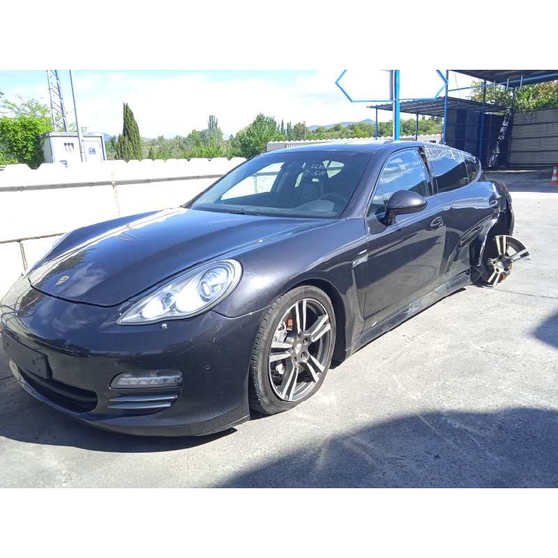 porsche panamera del año 2011