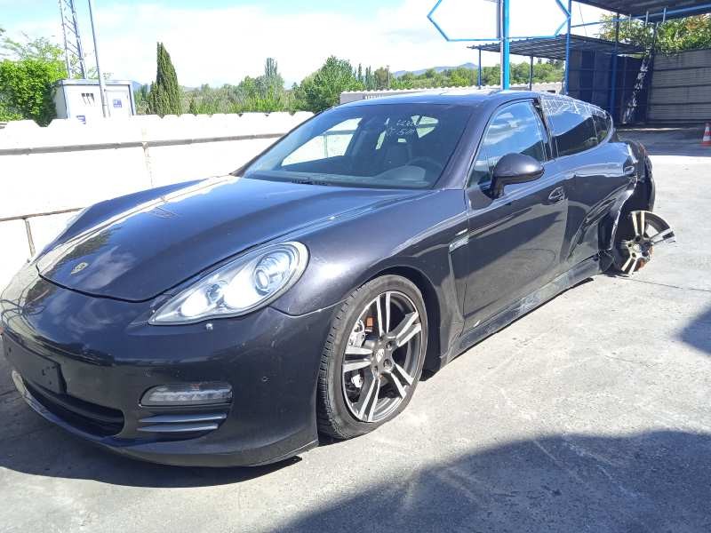 porsche panamera del año 2011