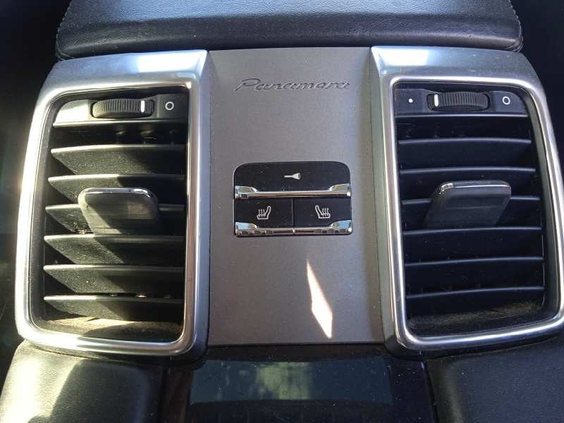 porsche panamera del año 2011