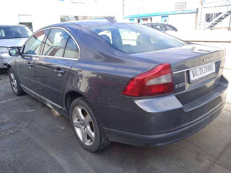 volvo s80 berlina del año 2006