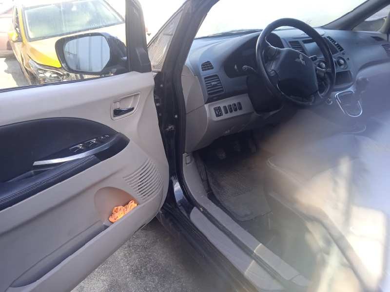 mitsubishi grandis (na0w) del año 2006