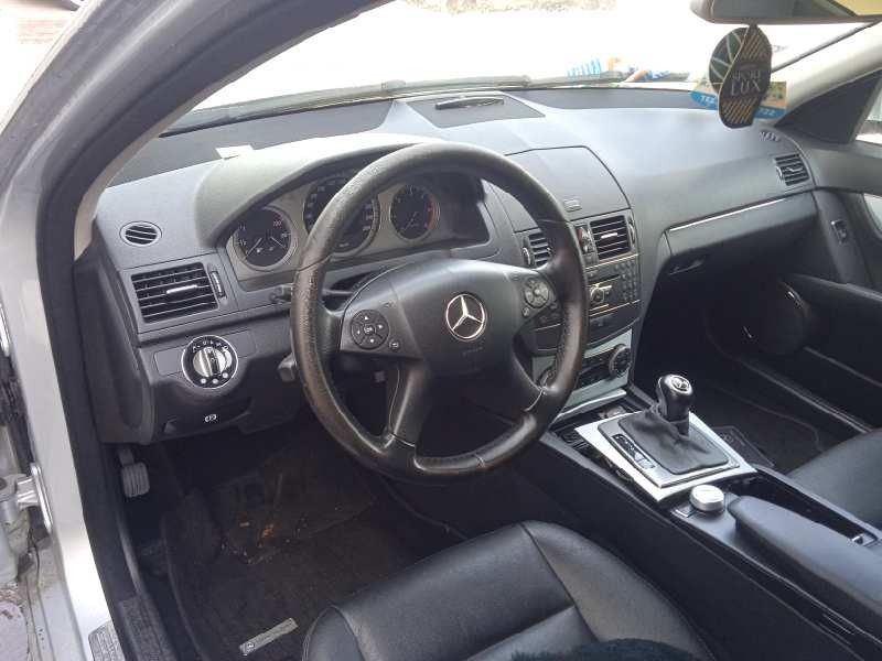 mercedes-benz clase c (w204) familiar del año 2008