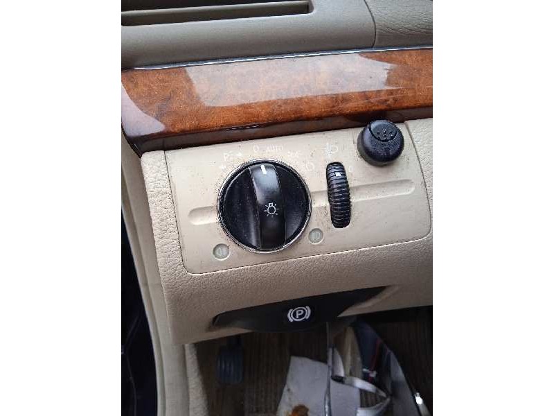 mercedes-benz clase e (w211) berlina del año 2005