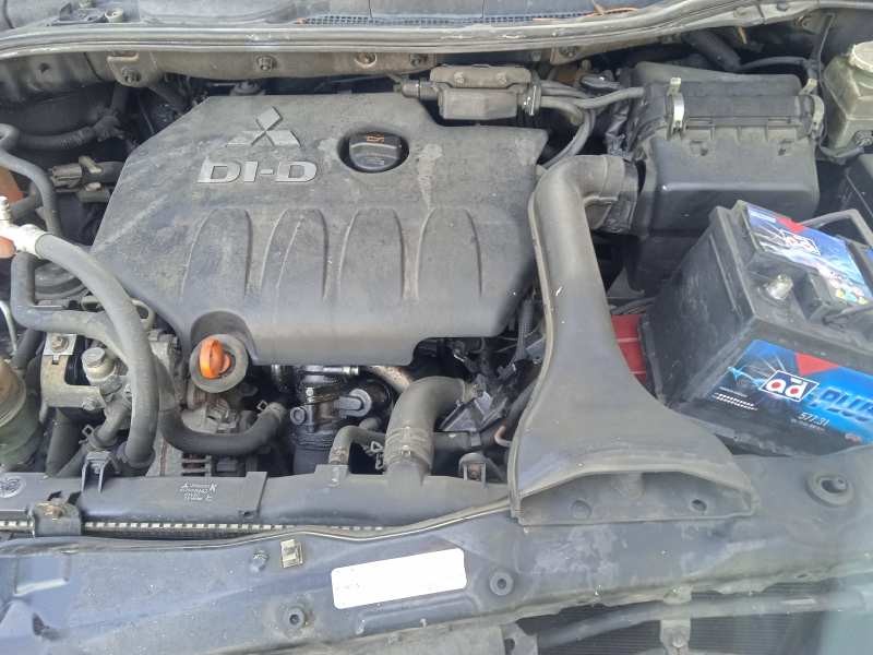 mitsubishi grandis (na0w) del año 2006