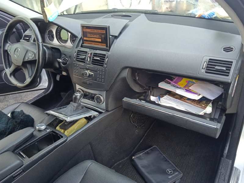 mercedes-benz clase c (w204) familiar del año 2008