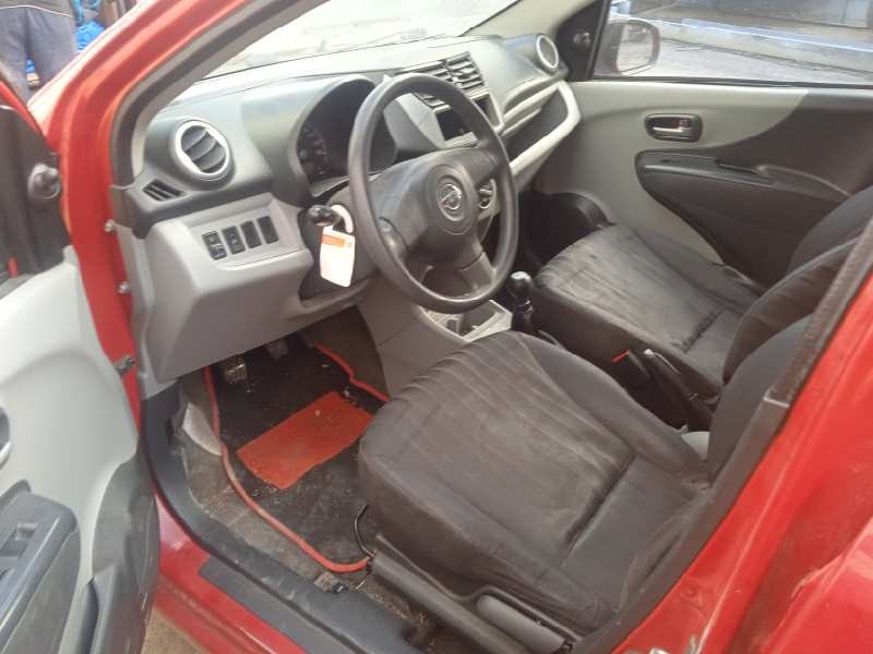 nissan pixo (uao) del año 2010