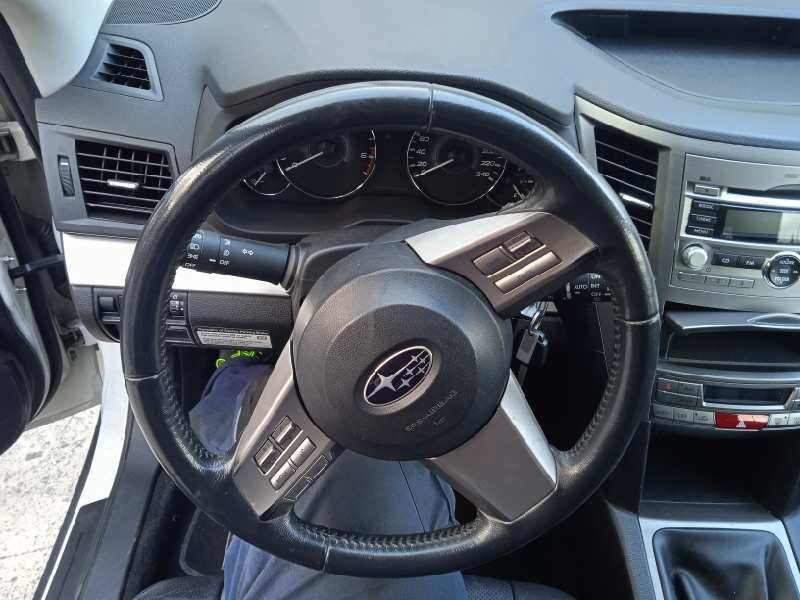 subaru legacy kombi/outback b14 del año 2011