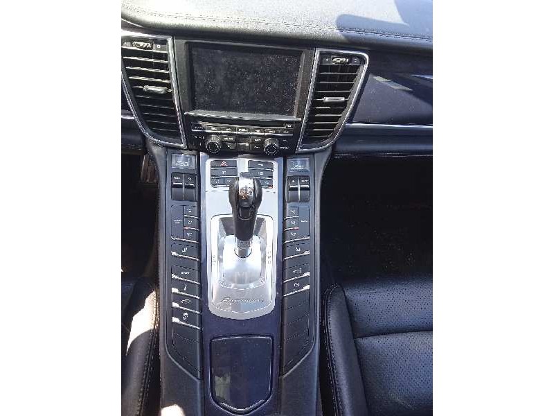 porsche panamera del año 2011