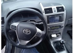 toyota avensis (t27) del año 2010 2