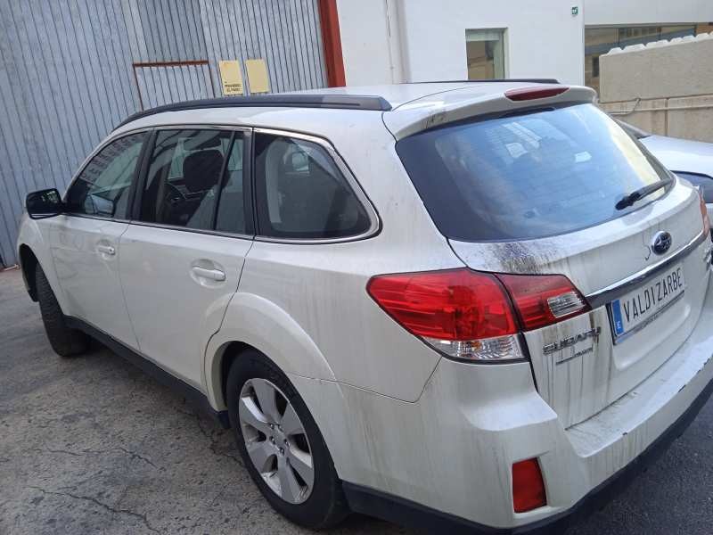 subaru legacy kombi/outback b14 del año 2011