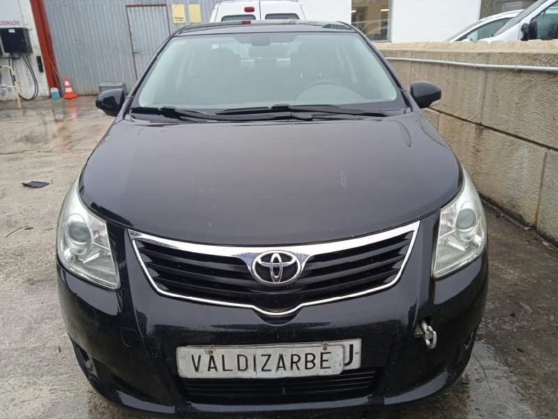 toyota avensis (t27) del año 2010