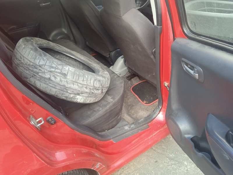 nissan pixo (uao) del año 2010