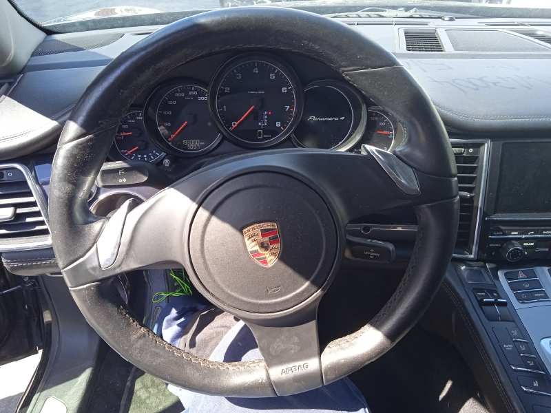 porsche panamera del año 2011