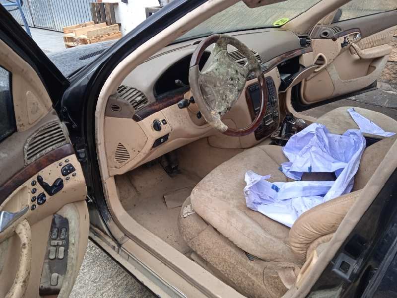 mercedes-benz clase s (w220) berlina del año 2002