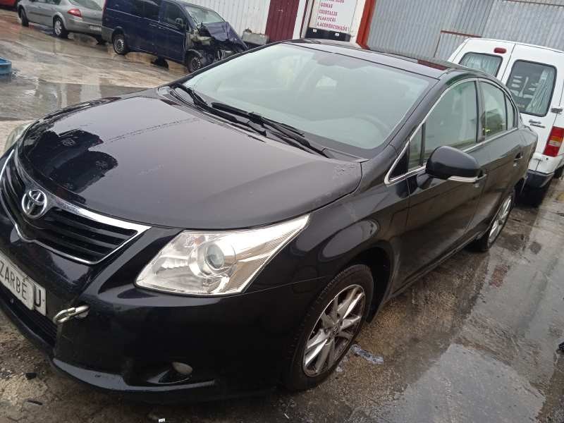 toyota avensis (t27) del año 2010