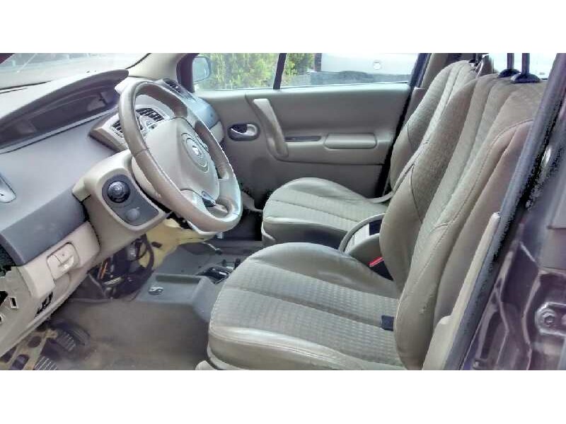 renault scenic ii del año 2005