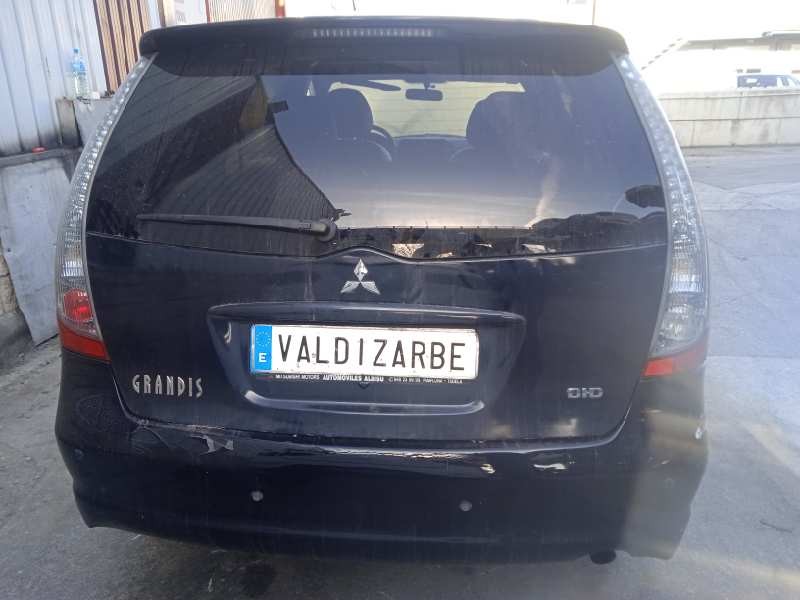 mitsubishi grandis (na0w) del año 2006