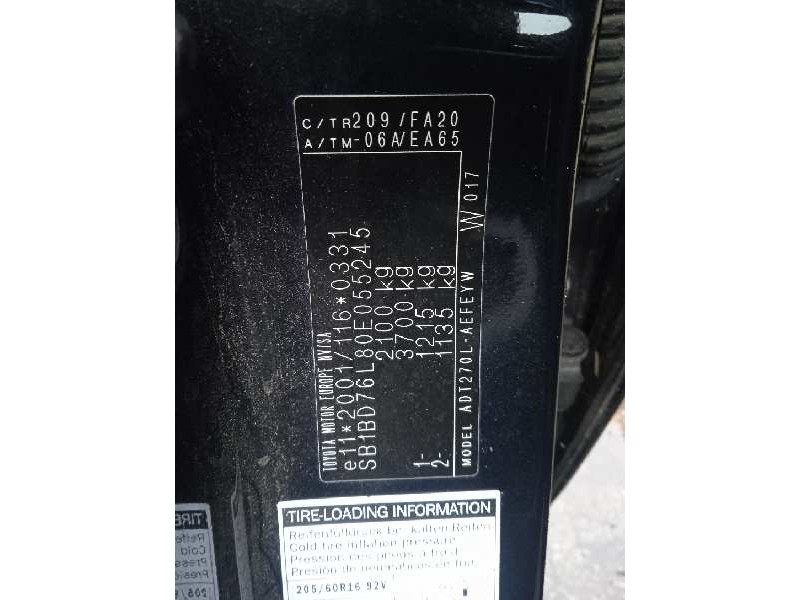 toyota avensis (t27) del año 2010