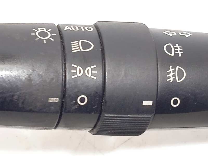 Recambio de mando luces para lexus is200 (ds2/is2) 200d referencia OEM IAM 4211117F534  