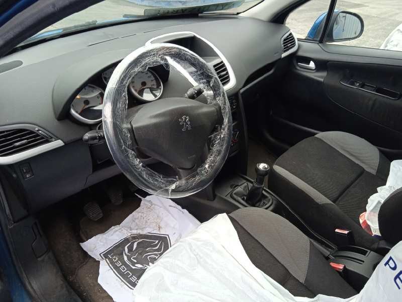 peugeot 207 del año 2007