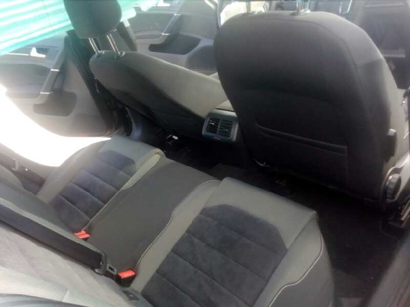 volkswagen golf vii sportsvan del año 2015