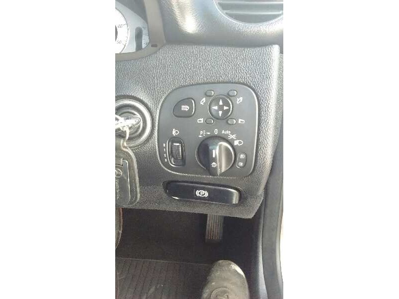 mercedes-benz clase clk (w209) coupe del año 2009