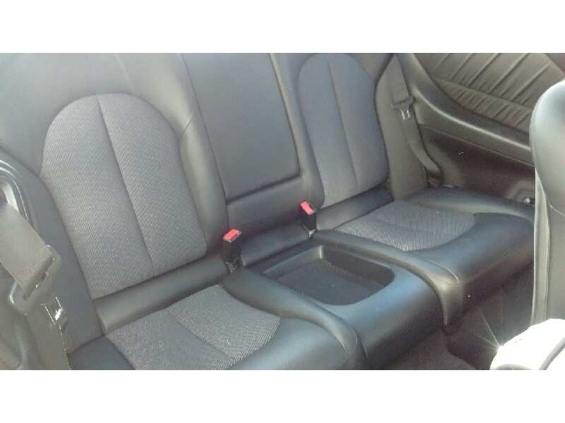 mercedes-benz clase clk (w209) coupe del año 2009