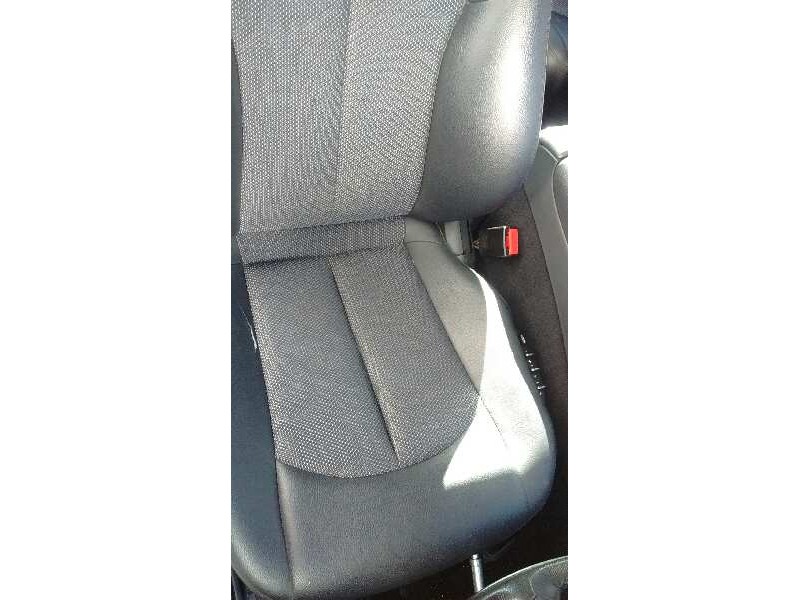 mercedes-benz clase clk (w209) coupe del año 2009