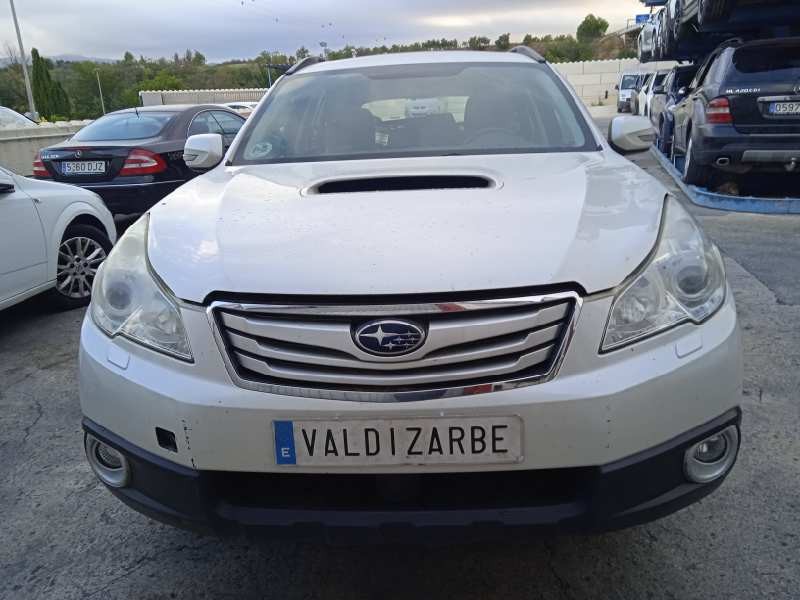 subaru legacy kombi/outback b14 del año 2011