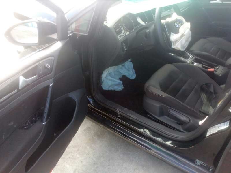 volkswagen golf vii sportsvan del año 2015