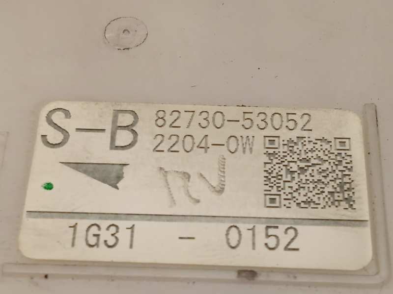 Recambio de caja reles / fusibles para lexus is200 (ds2/is2) 200d referencia OEM IAM 8273053052  