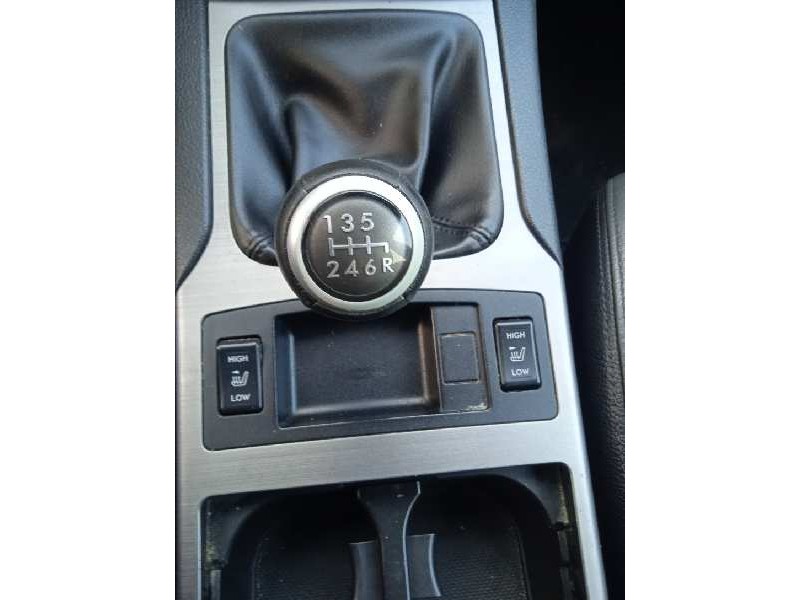 subaru legacy kombi/outback b14 del año 2011