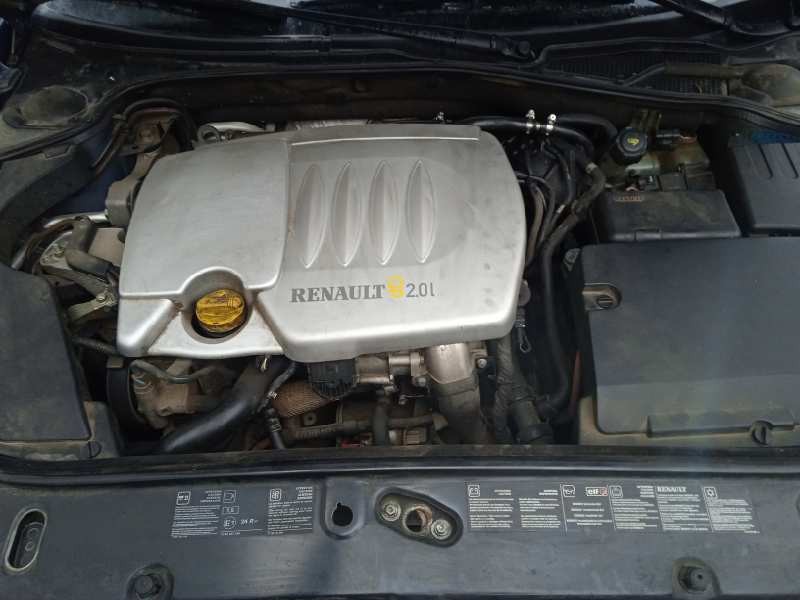 renault laguna ii (bg0) del año 2006