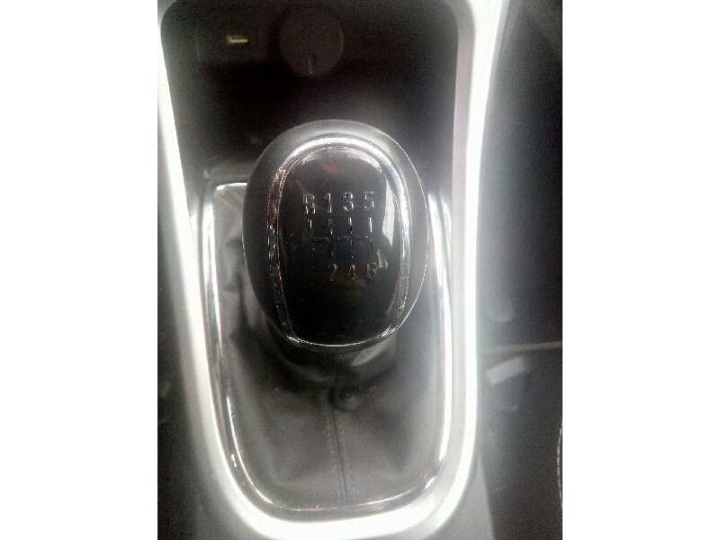 opel astra j lim. del año 2014