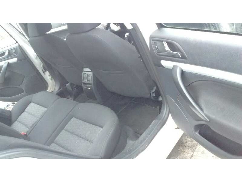 skoda octavia berlina (1z3) del año 2010