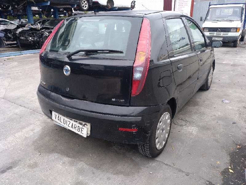fiat punto berlina (188) del año 2007