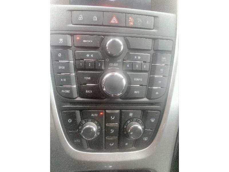 opel astra j lim. del año 2014