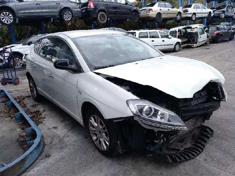 lancia delta (181) del año 2015