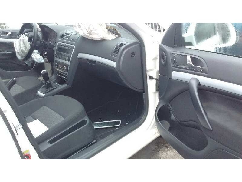 skoda octavia berlina (1z3) del año 2010