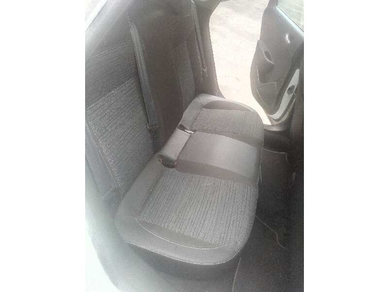 opel astra j lim. del año 2014