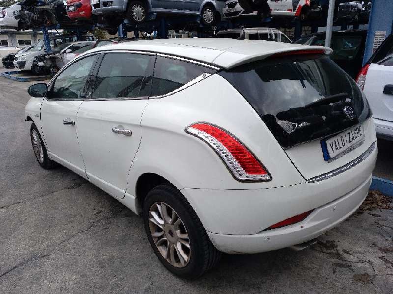 lancia delta (181) del año 2015