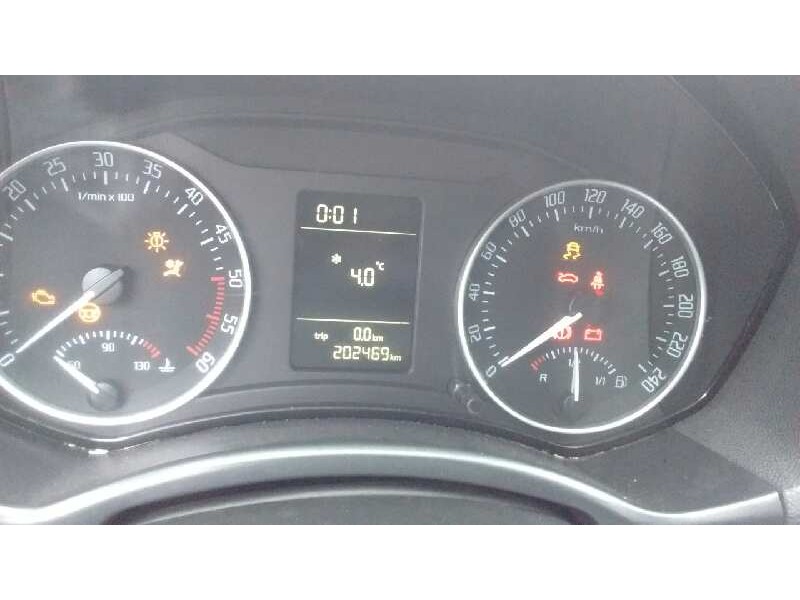 skoda octavia berlina (1z3) del año 2010