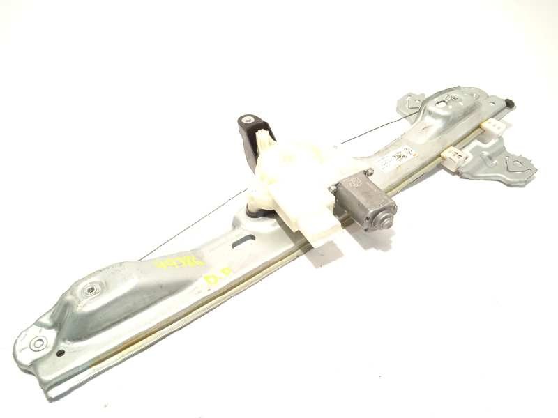 Recambio de elevalunas delantero derecho para renault kadjar 1.3 tce referencia OEM IAM 807205433R  