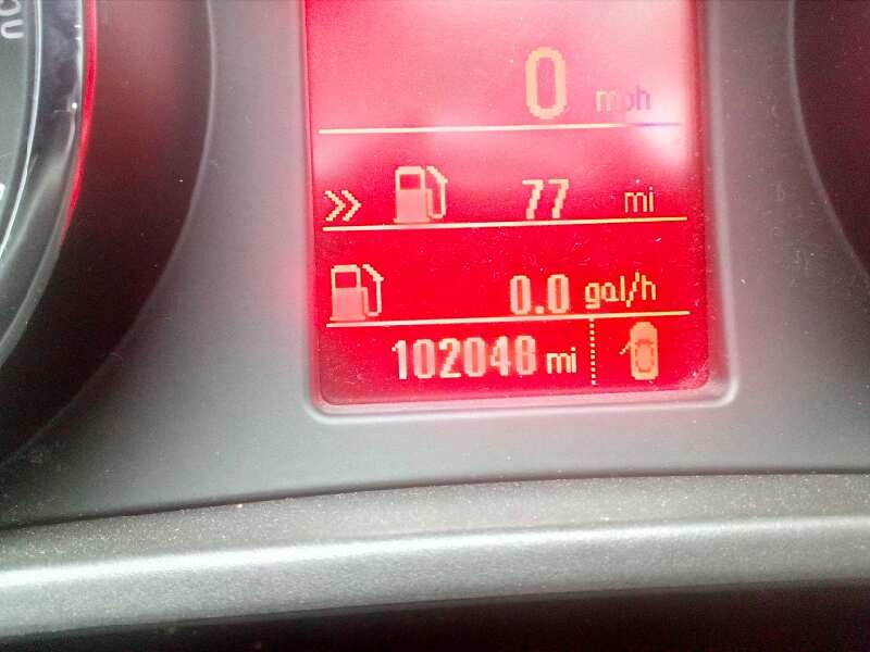 opel insignia berlina del año 2011