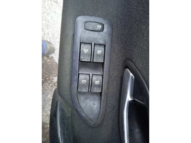 renault laguna ii (bg0) del año 2006