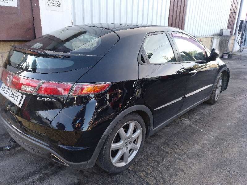 honda civic berlina 5 (fk) del año 2009